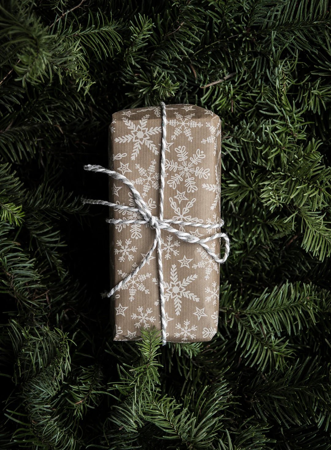 Discover the Hidden Influence of Culture on Unique Gift Giving - PetPoy Shop
