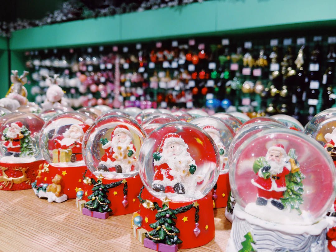 Unwrap Joy: Discovering Seasonal Unique Gifts That Embrace the Holiday Spirit - PetPoy Shop