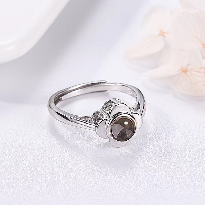 Fashionable and simple four - leaf clover projection ring - PetPoy Shop