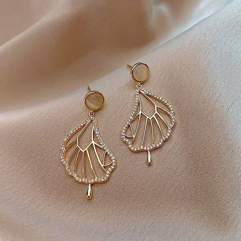 New Trendy Moon Dangle Earrings For Women Temperament Pearl Cherry Cat Rhinestone Pendant Earring Girl Party Jewelry Gift - PetPoy Shop